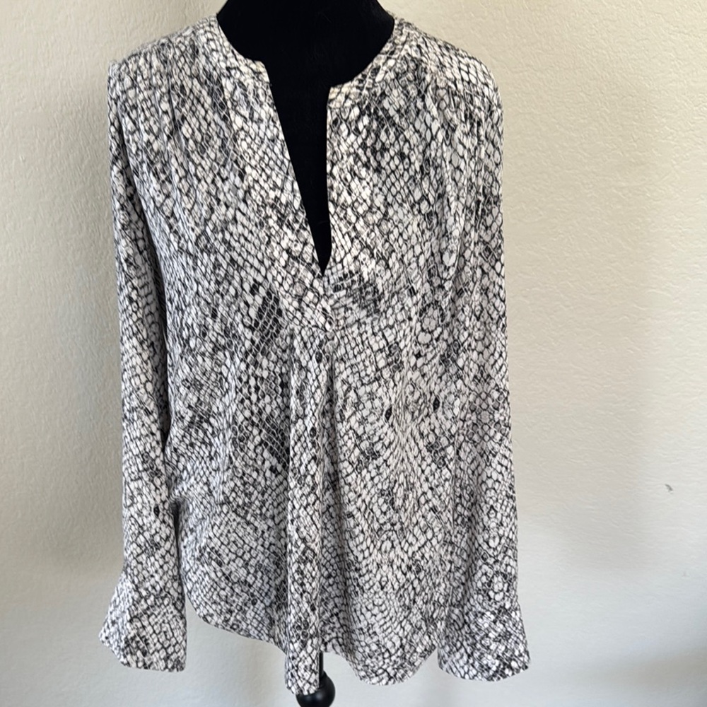 Calvin Klein Black and White Patterned Blouse